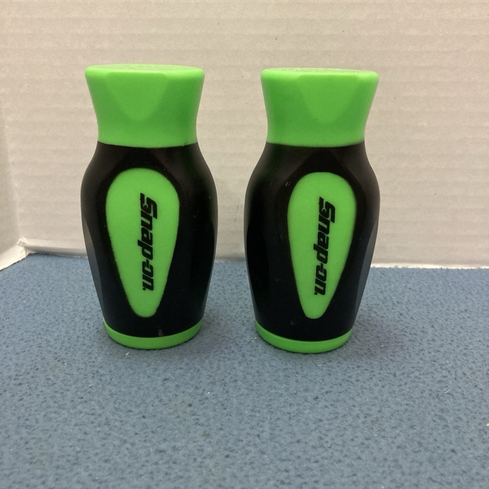 Snap-On Tools Green & Black Screwdriver Style Handle Salt & Pepper Shakers